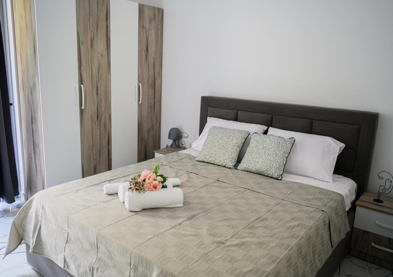 Ionian Pearl Daire Dhërmi Dış mekan fotoğraf